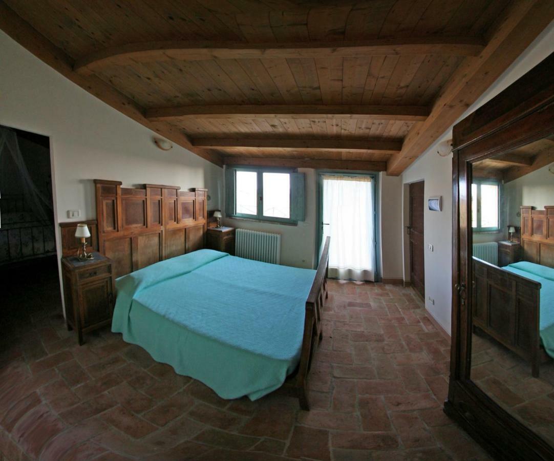 Locanda San Francesco Монтекаротто Экстерьер фото